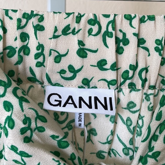 NWT Ganni ditsy floral front tie viscose skirt. Sz 2 - Picture 4 of 15